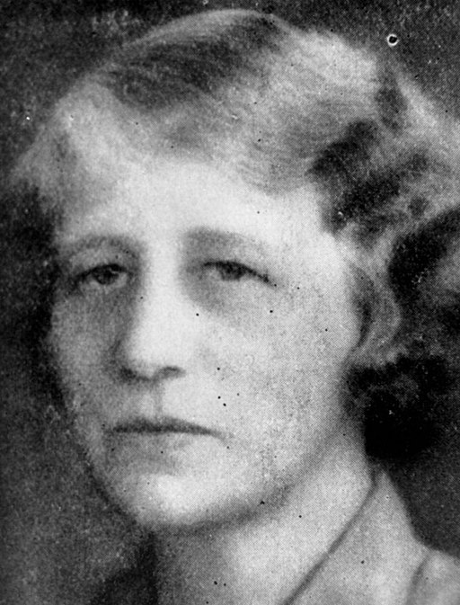 512px-Ursula_McConnel